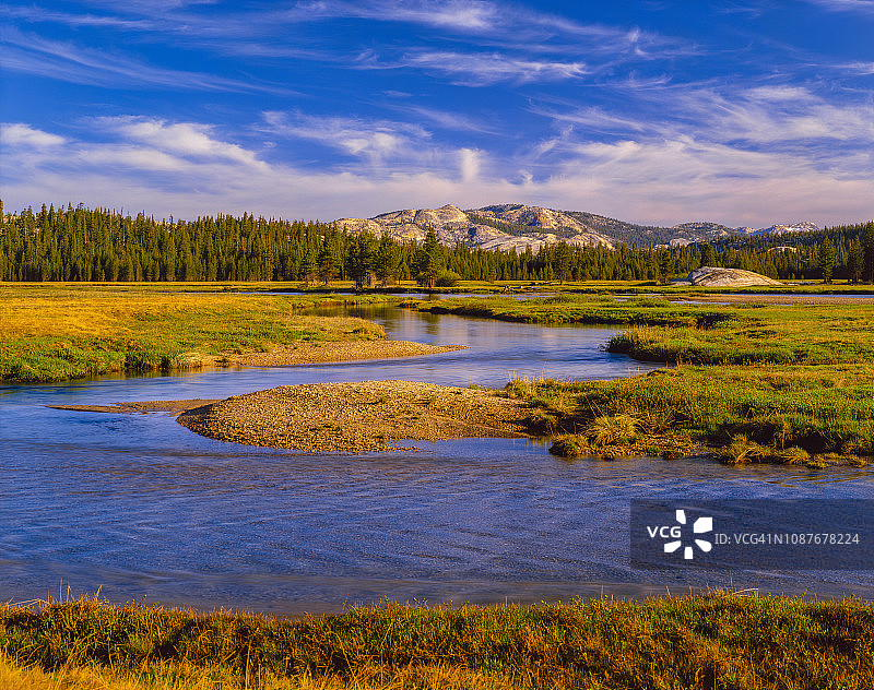 优胜美地国家公园图奥勒米河图片素材