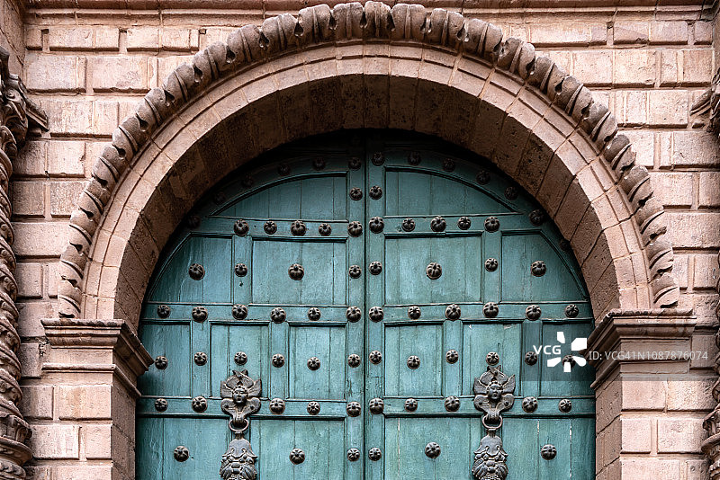 库斯科大教堂的门图片素材
