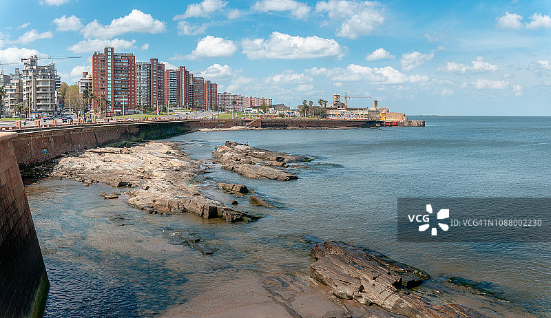 乌拉圭蒙得维的亚老城区海岸线景色图片素材