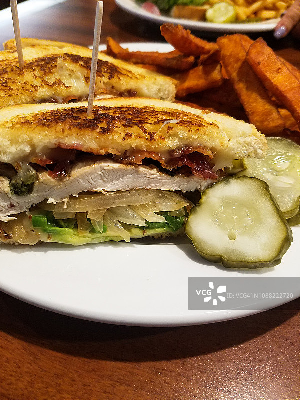 鸡肉俱乐部三明治图片素材