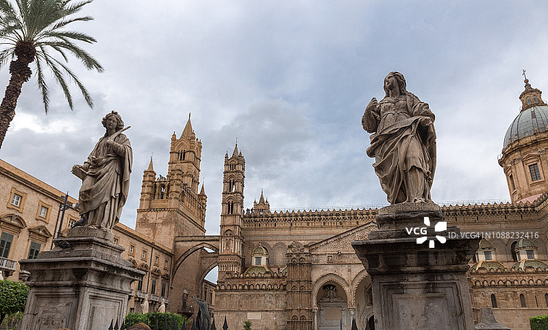 意大利西西里岛巴勒莫大教堂（圣母升天主教主教堂）图片素材