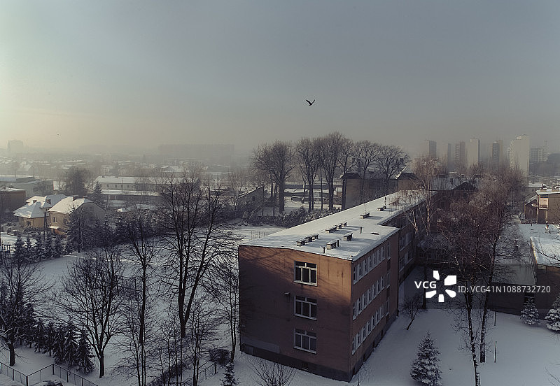 波兰热舒夫公立学校大楼图片素材