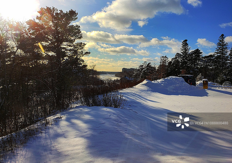 雪后的早晨图片素材