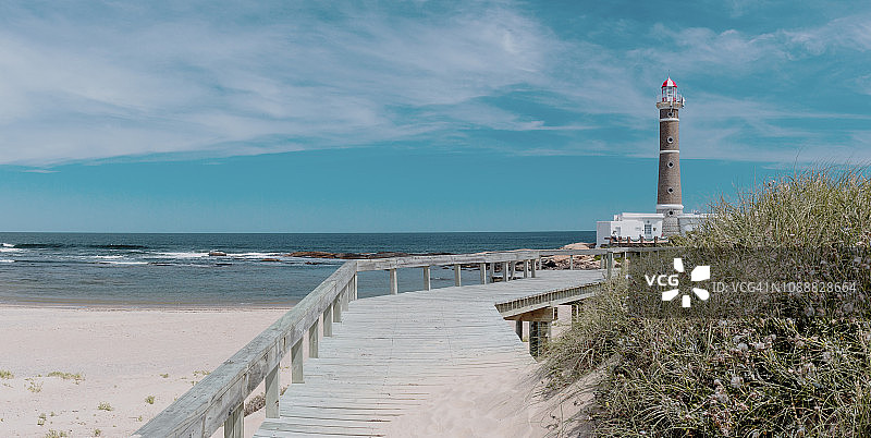 乌拉圭马尔多纳多，埃斯特角城附近何塞·伊格纳西奥的灯塔景色图片素材