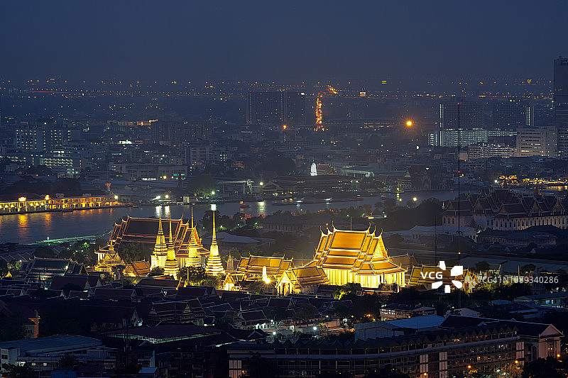 泰国曼谷地标：曼谷玉佛寺图片素材