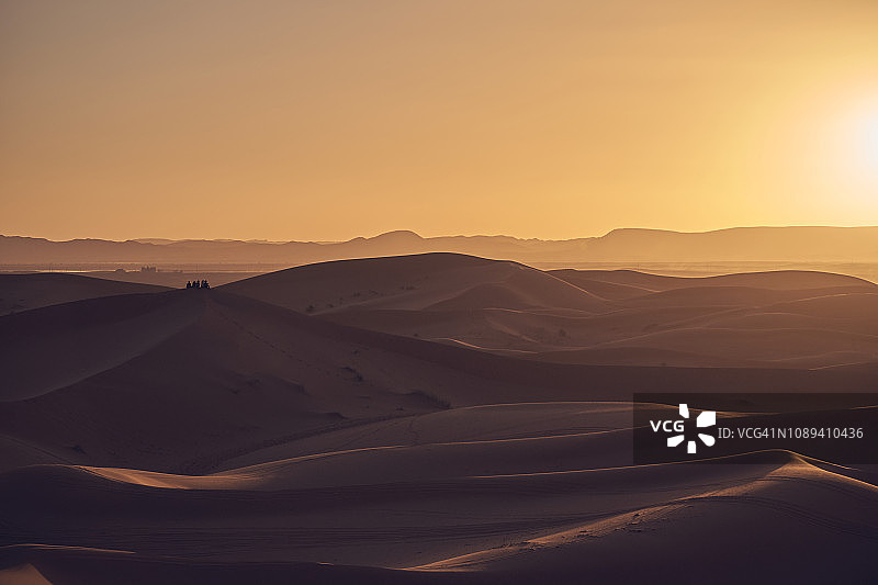 撒哈拉沙漠日出图片素材