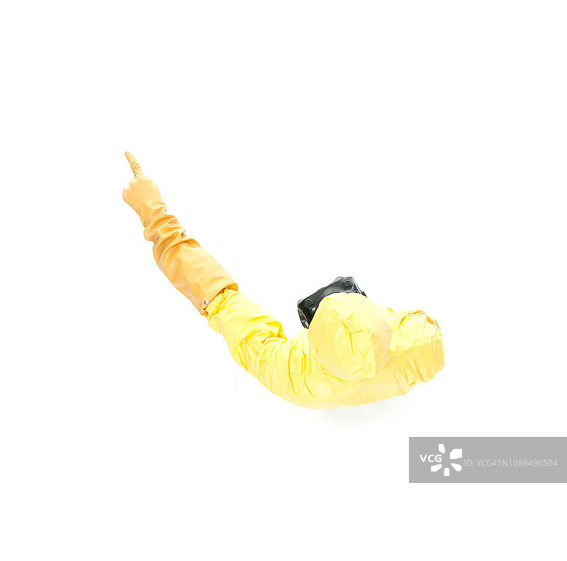 身穿防护服并指向前方的男子俯视图图片素材