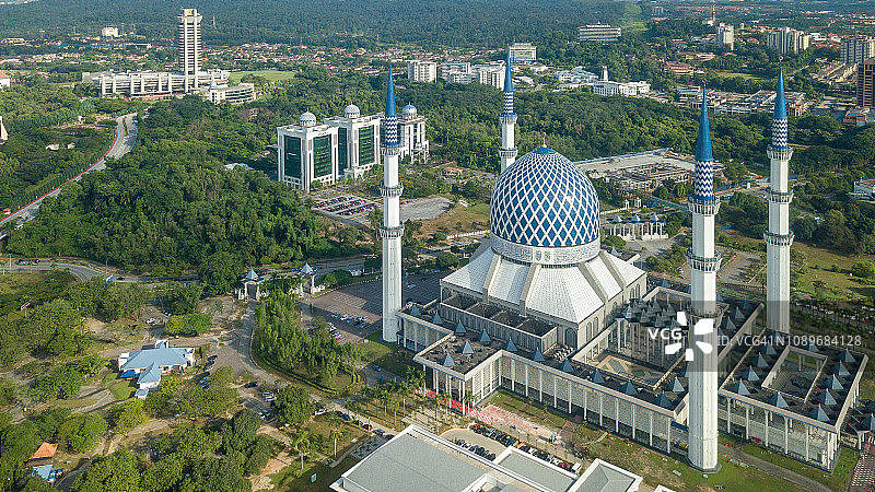 马来西亚最大的清真寺图片素材