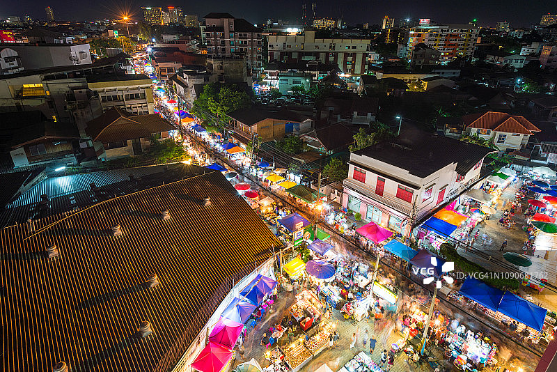 清迈乌莱路周六夜市，泰国图片素材
