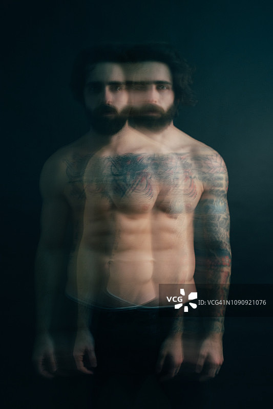 有纹身的时尚人士图片素材