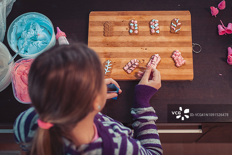 制作圣诞节姜饼图片素材
