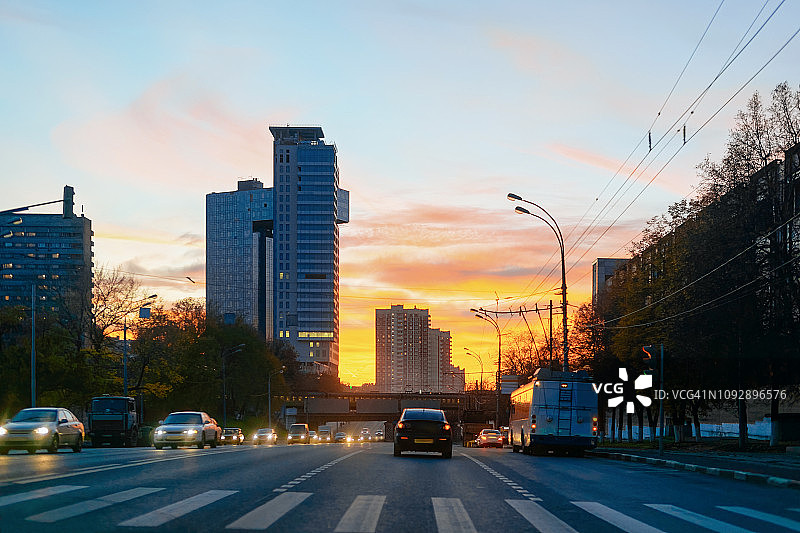 莫斯科浪漫日落与街景图片素材