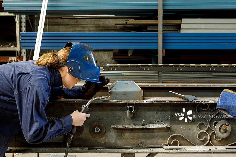 女焊工图片素材