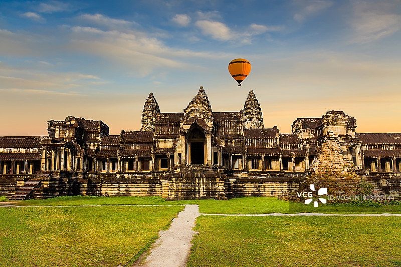 柬埔寨吴哥窟日出图片素材