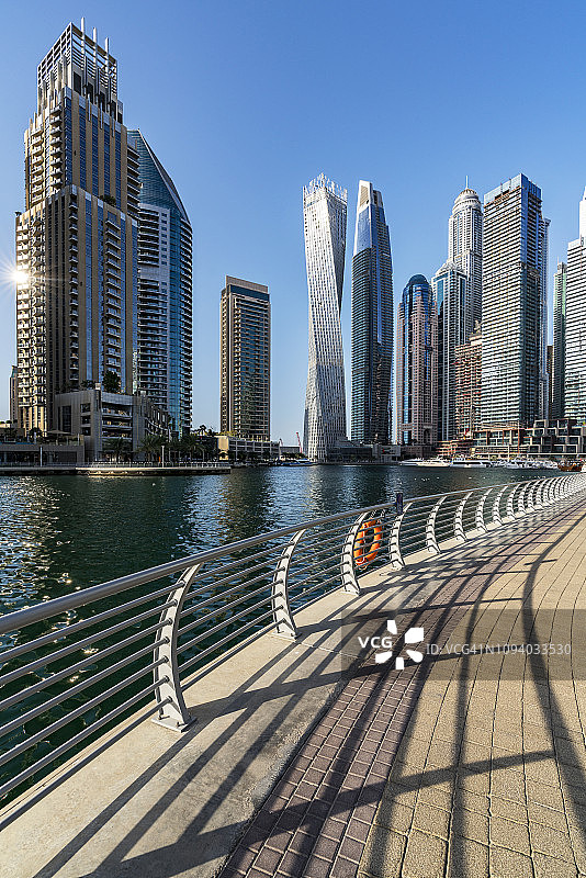 迪拜码头天际线图片素材