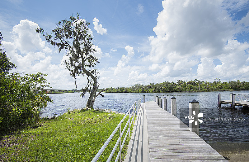 佛罗里达州哈默堡，马纳蒂河图片素材