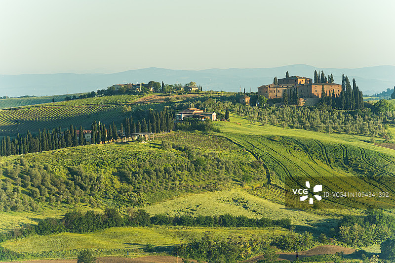 意大利托斯卡纳地区皮恩扎附近的乡村风光图片素材