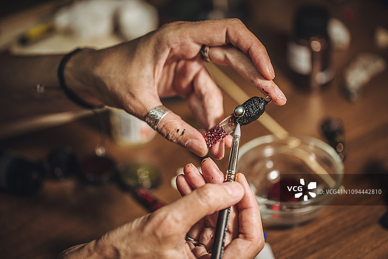 手工珠宝制作图片素材