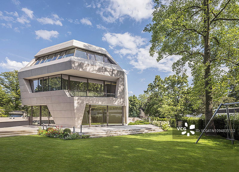 柏林现代豪华别墅图片素材