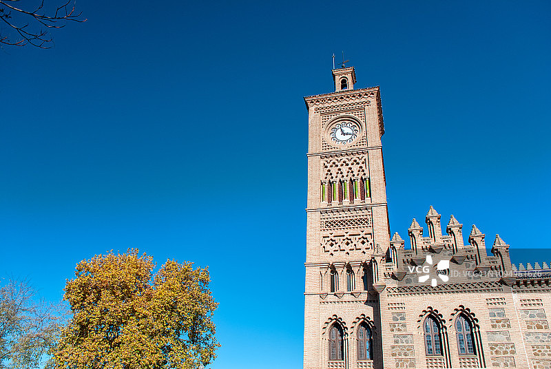 托莱多穆德哈尔风格火车站图片素材