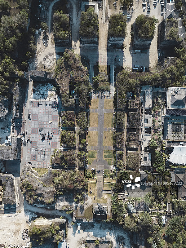 城市中加鲁达·威斯奴·肯查纳鸟瞰图片素材