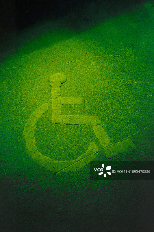 街道上的轮椅标志图片素材