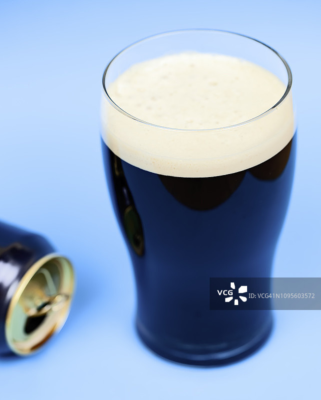 圣帕特里克节的黑爱尔兰啤酒图片素材