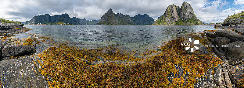 挪威罗弗敦群岛哈姆诺伊山脉全景图片素材