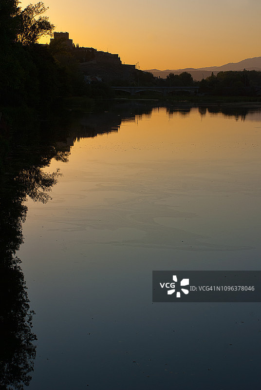阿格达河的黎明图片素材