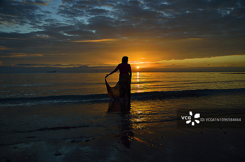 海妖的哀歌图片素材