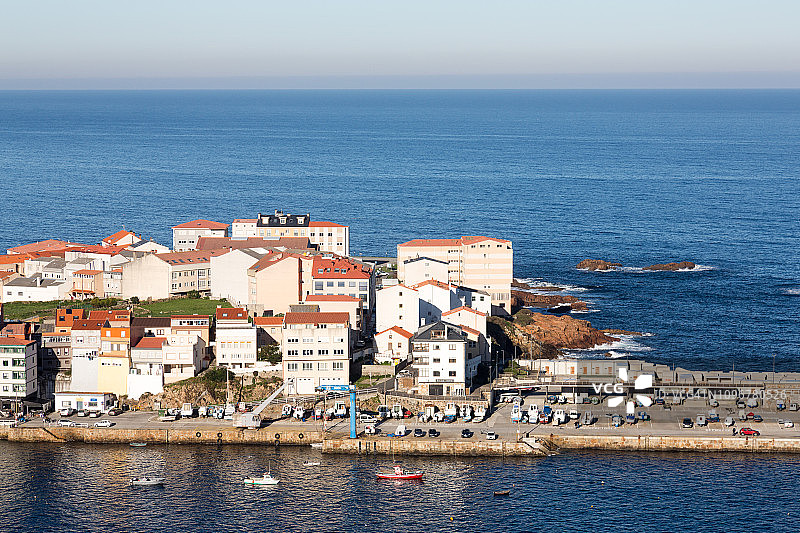 大西洋环绕的卡伊翁渔村图片素材