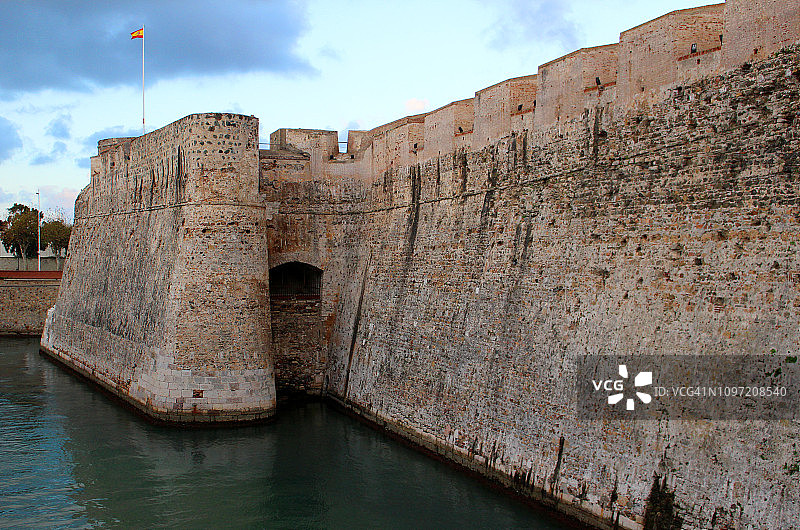 西班牙休达皇家城墙图片素材