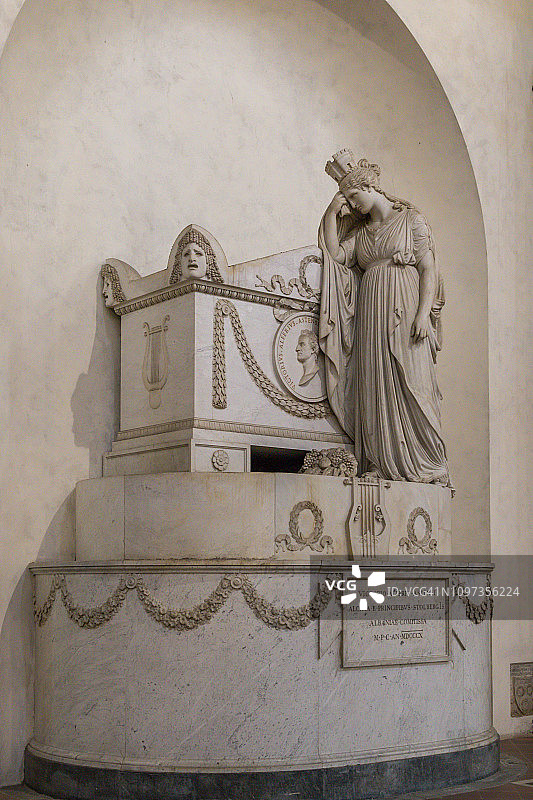 意大利佛罗伦萨圣十字圣殿图片素材