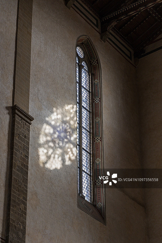 意大利佛罗伦萨圣十字大教堂内景图片素材