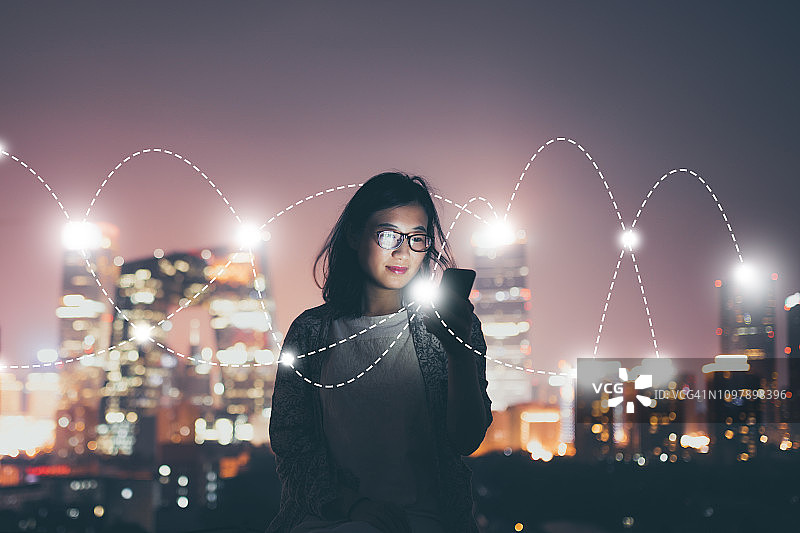 夜间社交连接概念图片素材