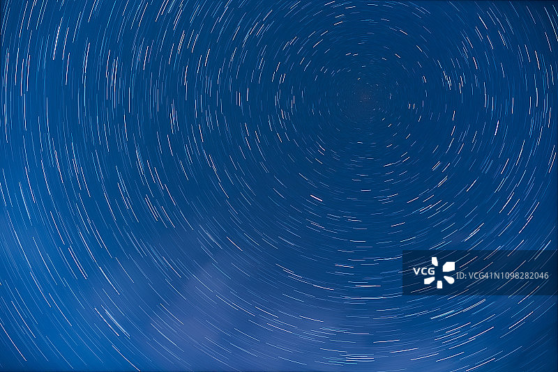 夜间星轨图片素材