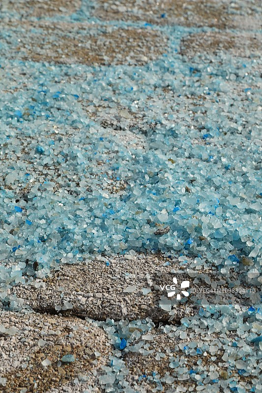 融雪岩盐与氯化镁溶液图片素材