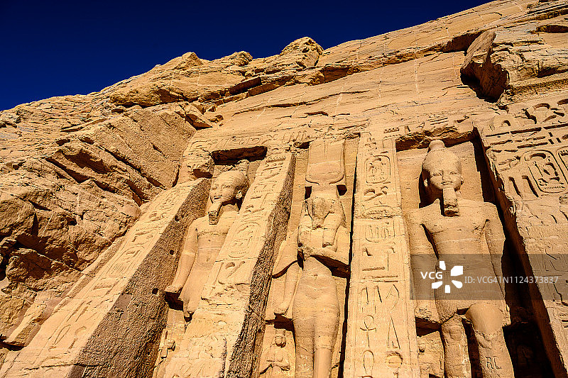 埃及阿布辛贝神庙的奈费尔塔利神庙图片素材
