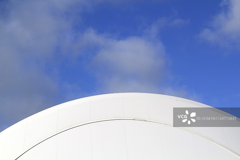 建筑背景：户外公共圆形剧场的背面图片素材