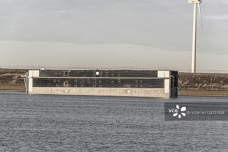 世界最大船闸综合体的新船闸闸门图片素材