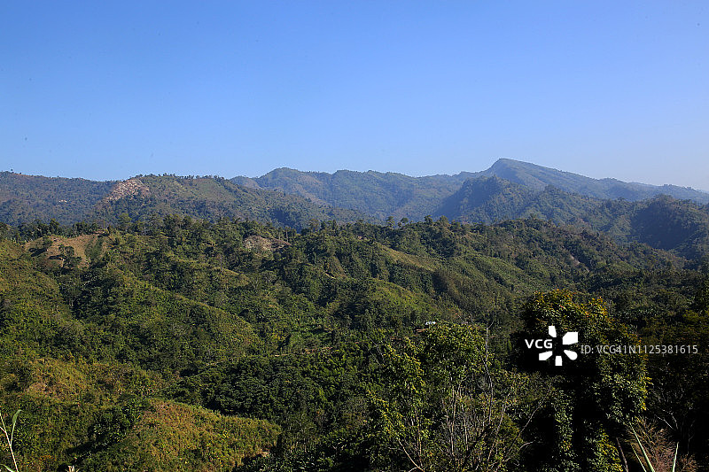 山上的天空图片素材