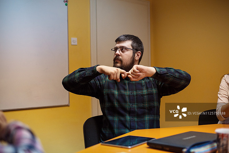 学习手语图片素材