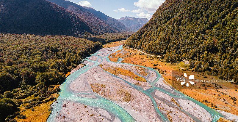 河床航拍全景图片素材
