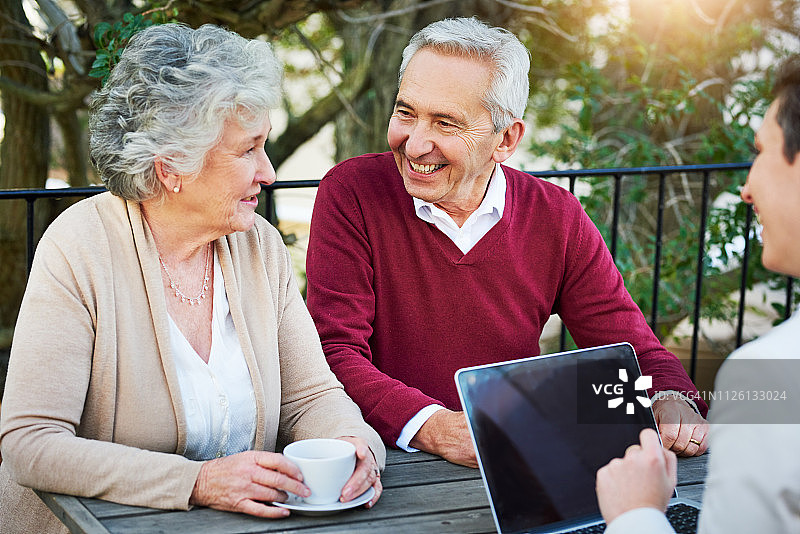 我们有多优秀？图片素材