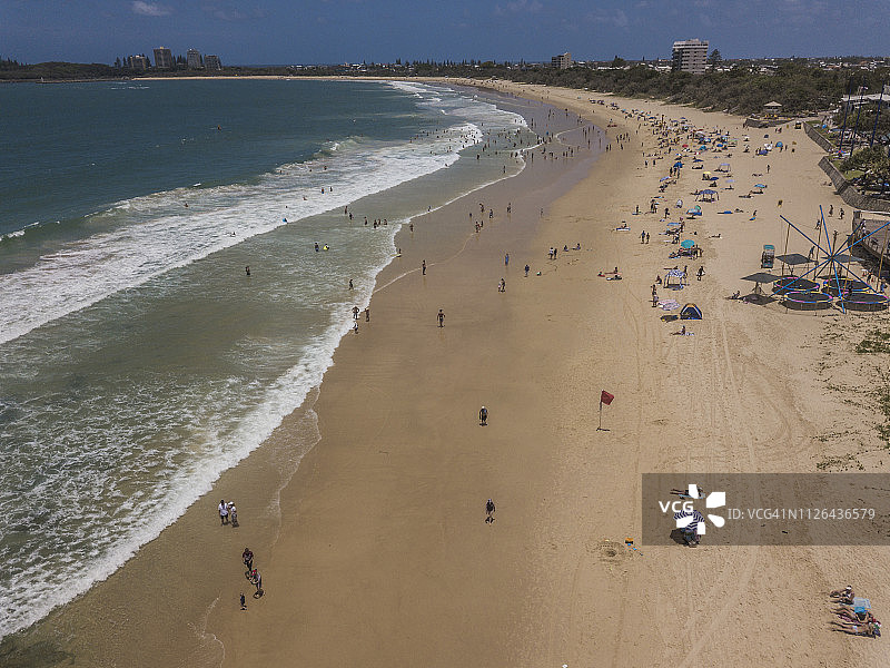 海滩：夏日时光图片素材