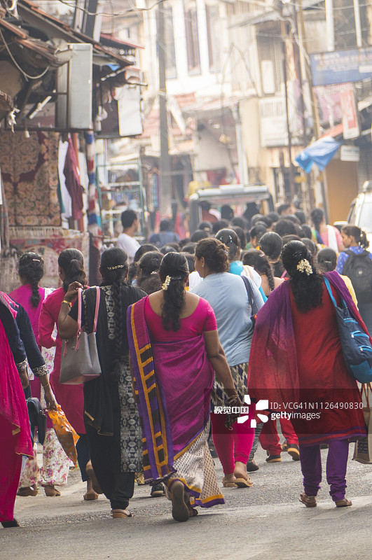 印度科钦典型的繁忙街道图片素材