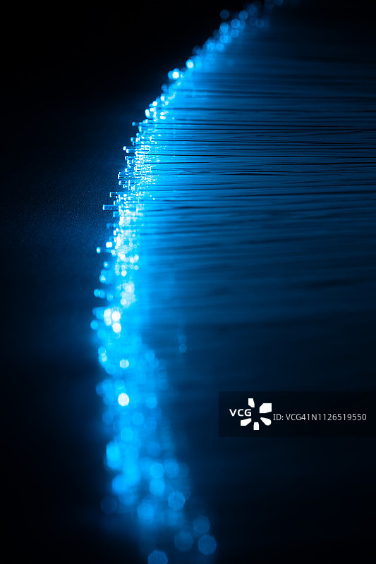 蓝色光纤技术概念图片素材