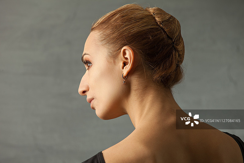 芭蕾舞女演员写真图片素材