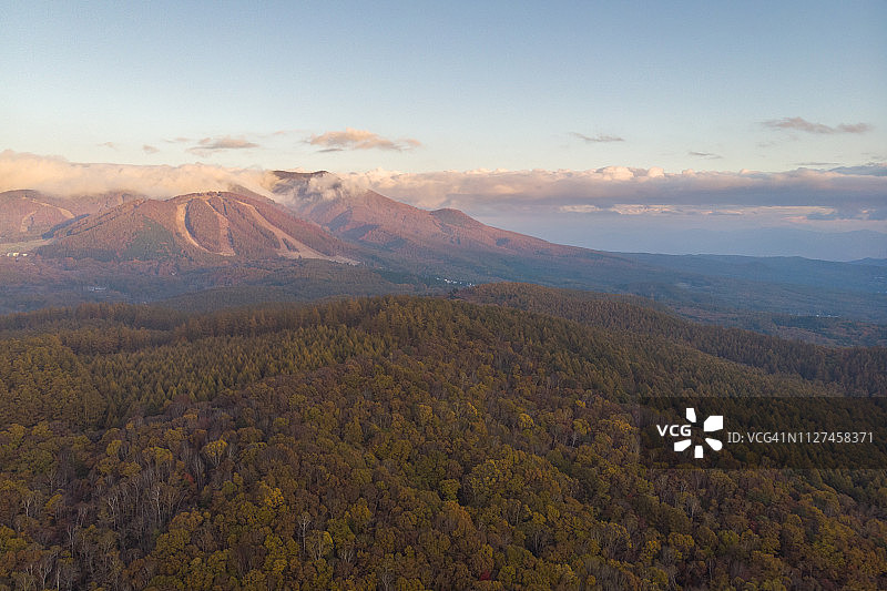 户隐山秋景航拍图片素材