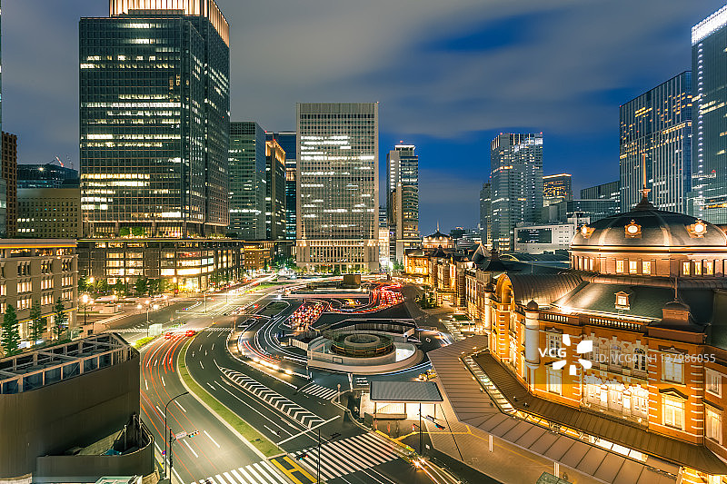 东京丸之内、大手町、日比谷、东京站地区的城市天际线鸟瞰图片素材